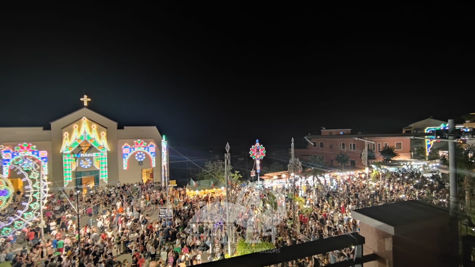 Gliaca di Piraino – Dopo la Festa Maria S.S di Lourdes ed il concerto “Le Vibrazioni” i ringraziamenti del sindaco Cipriano